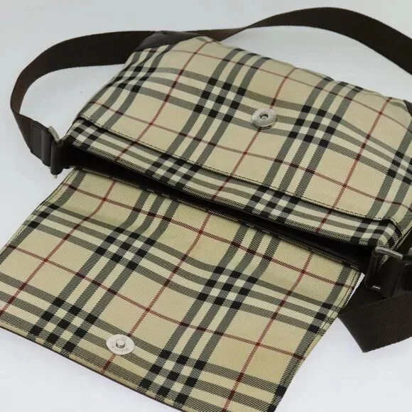 BURBERRY Nova Check Shoulder Bag Nylon Beige Silver Auth hk2950
